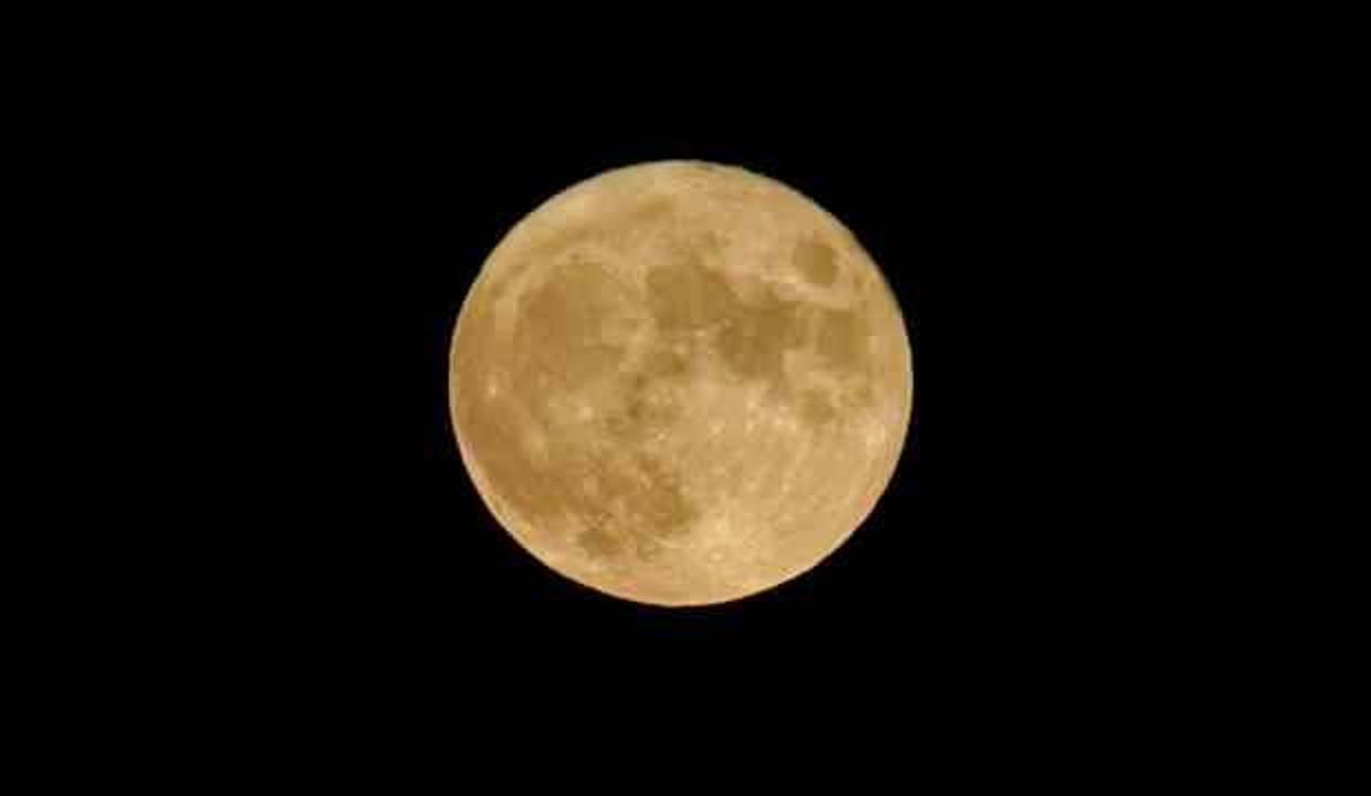 NASA Ay'a araştırma robotu göndereceğini açıkladı