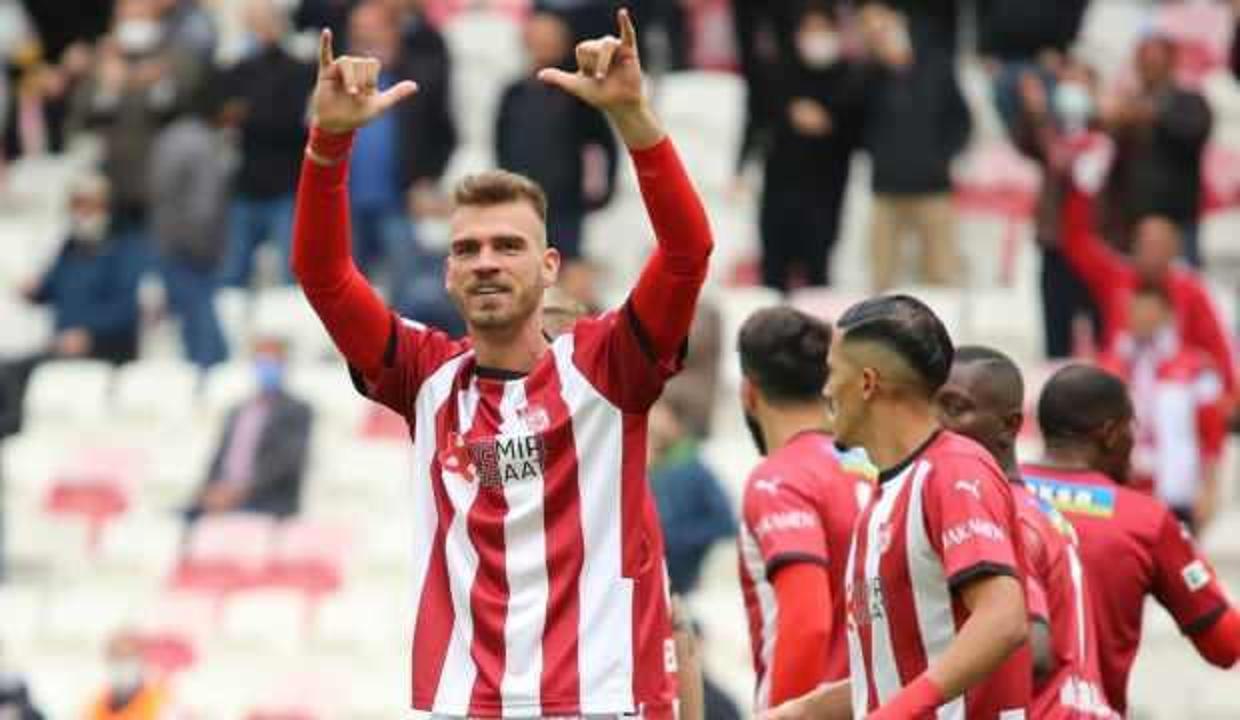 Sivasspor'un savunma oyuncusu Goutas, rakip fileleri boş geçmiyor