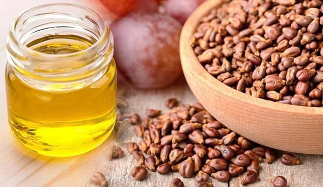 Üzüm çekirdeği yağı faydaları nelerdir? Soğuk pres üzüm çekirdeği yağı cilde nasıl uygulanır?