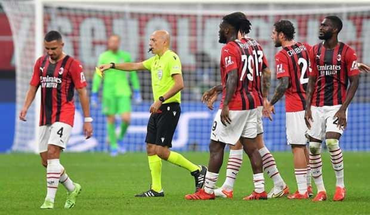 Milan, Cüneyt Çakır'ı UEFA'ya şikayet etti