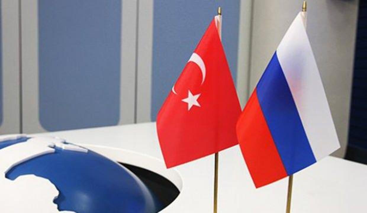 Türk ve Rus kültürü İstanbul'da masaya yatırıldı 