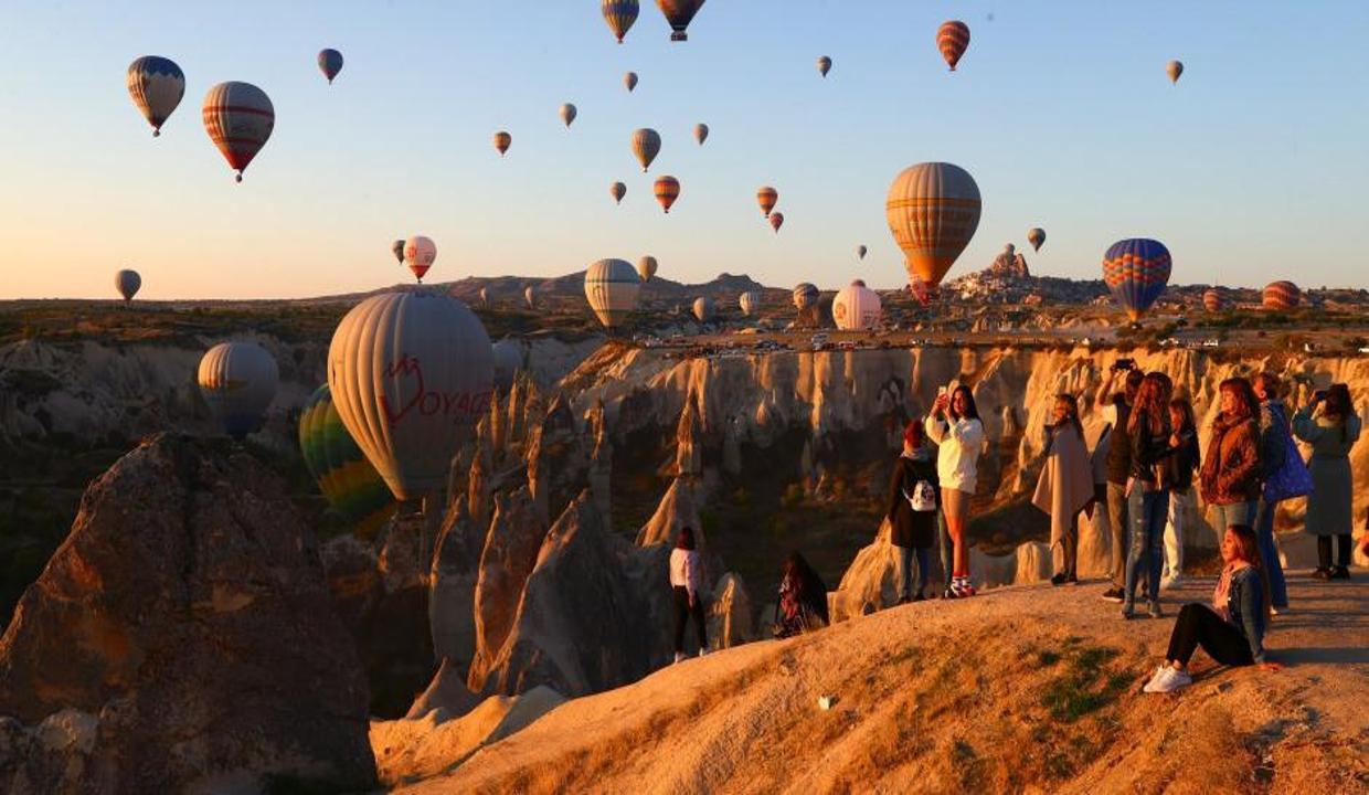 Kapadokya eylülde de turistlerin gözdesi!