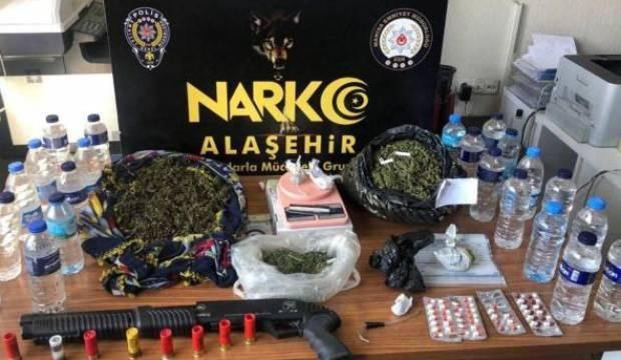 Manisa'da uyuşturucu operasyonu: 12 gözaltı