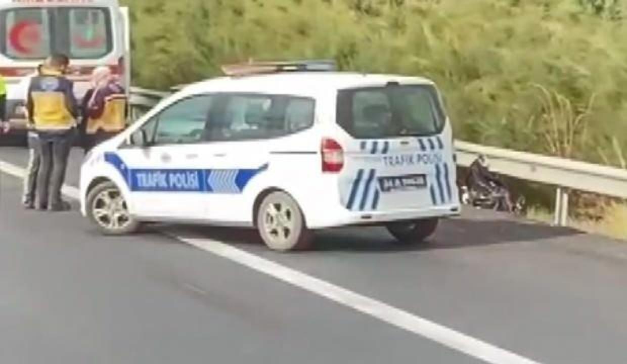 TEM'de otomobil bariyere çarptı, sürücü hayatını kaybetti