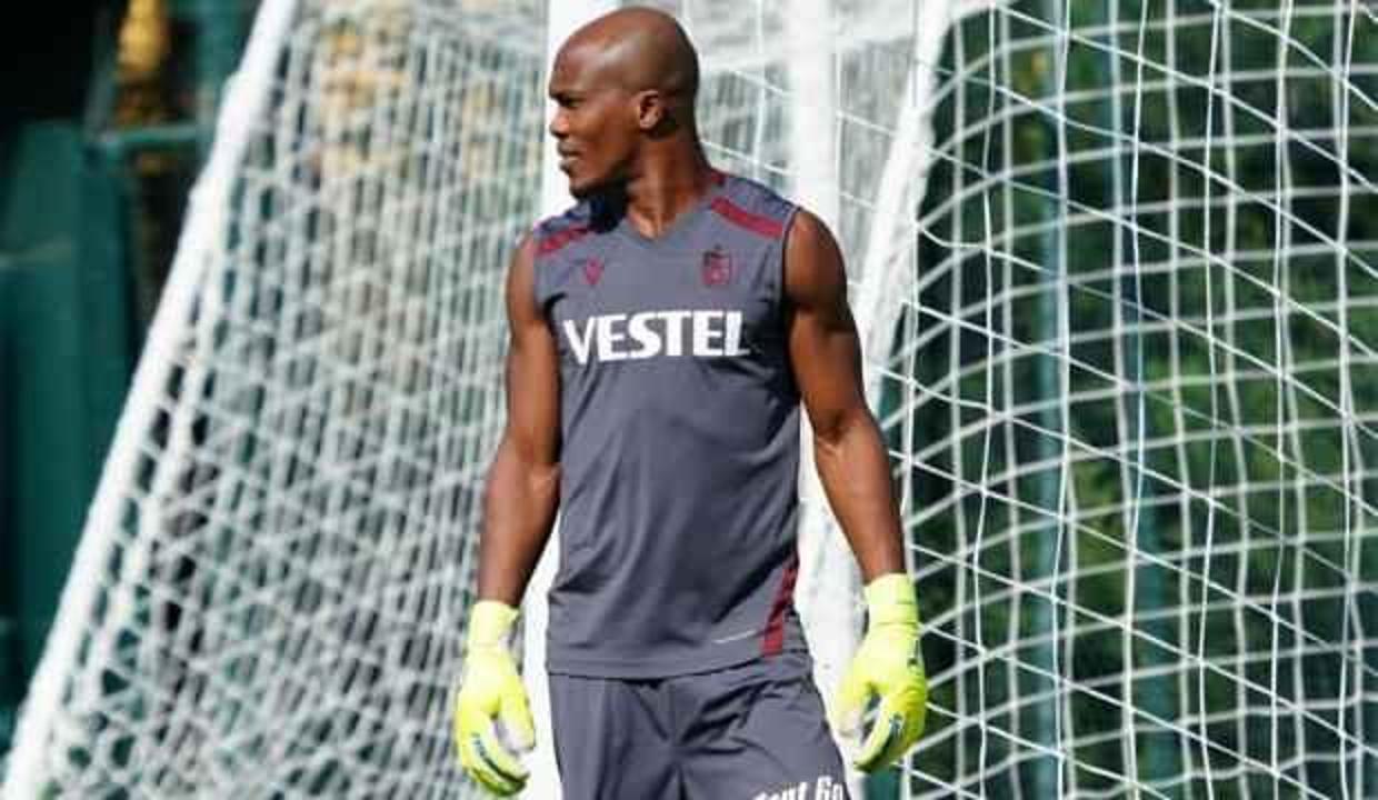 Trabzonspor'da Nwakaeme eldivenleri giydi