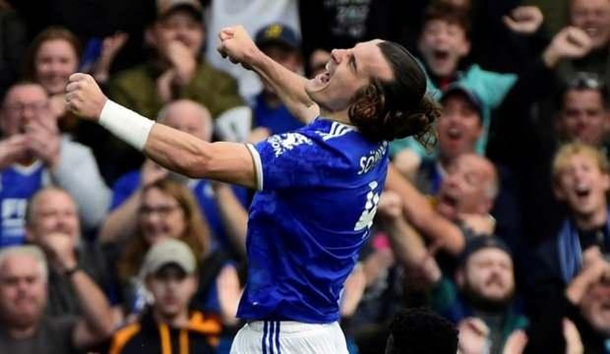 Çağlar attı, Leicester evinde ManU'yu devirdi!
