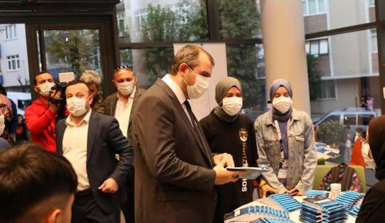Güngören Belediyesi’nden üniversiteyi kazanan gençlere 1000 lira burs