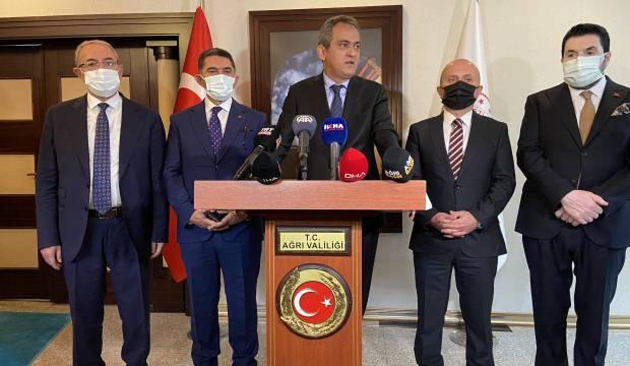 Milli Eğitim Bakanı Özer: Yüz yüze eğitim başarılı bir şekilde devam ediyor