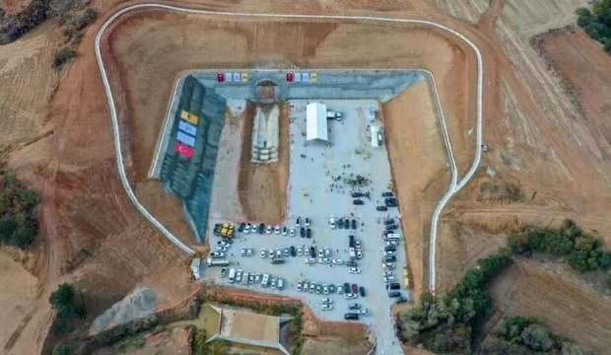 Seyahat süresi 14 saatten 3,5 saate inecek