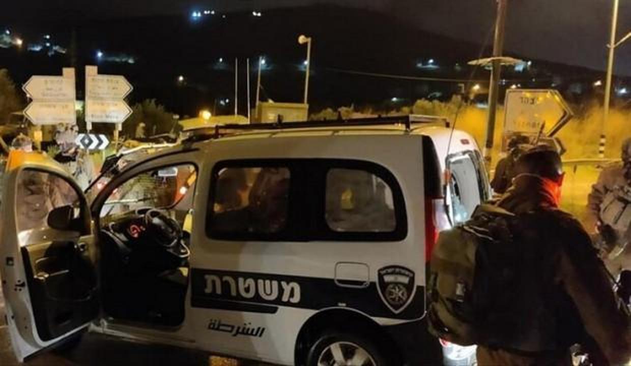 Yahudi yerleşimciler İsrail askerlerine saldırdı: 1 asker yaralandı