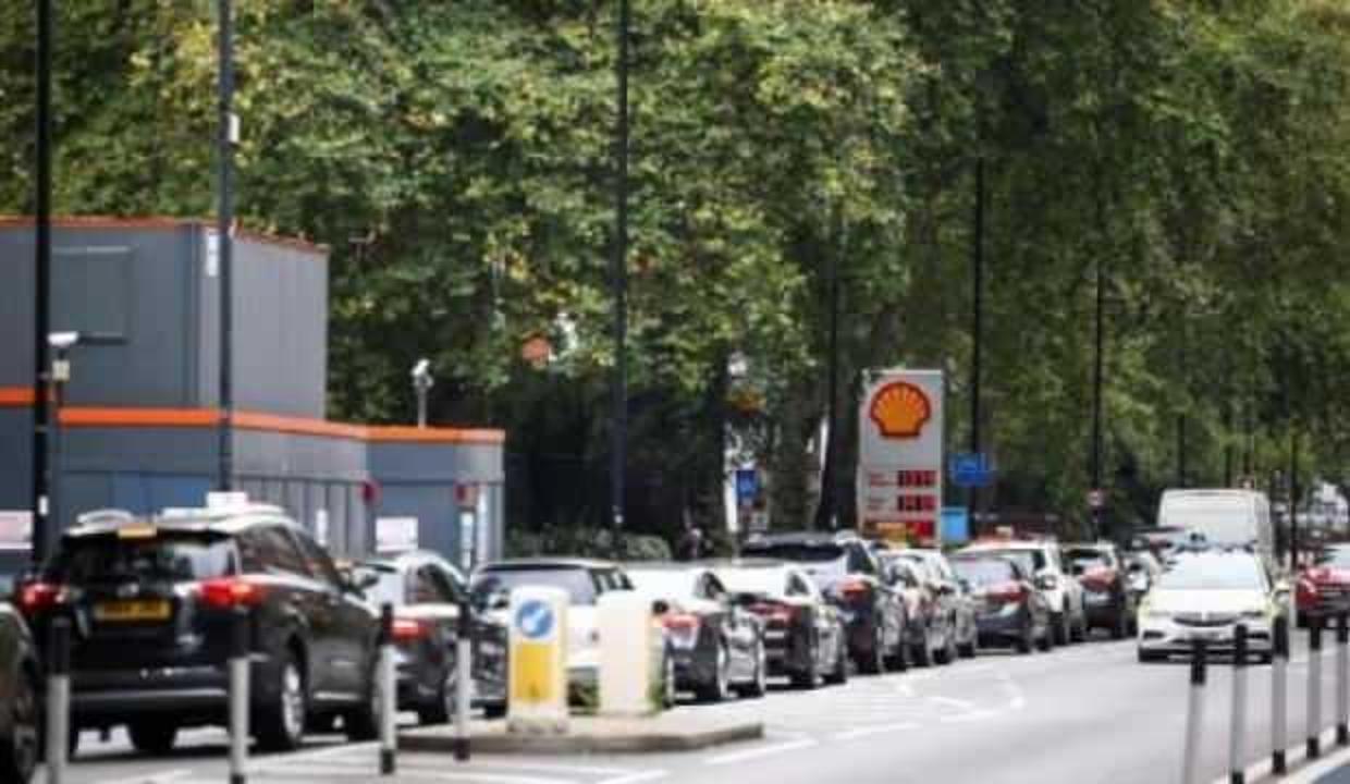 Alman sürücüler zamlar yüzünden çareyi Çekya'da buldu