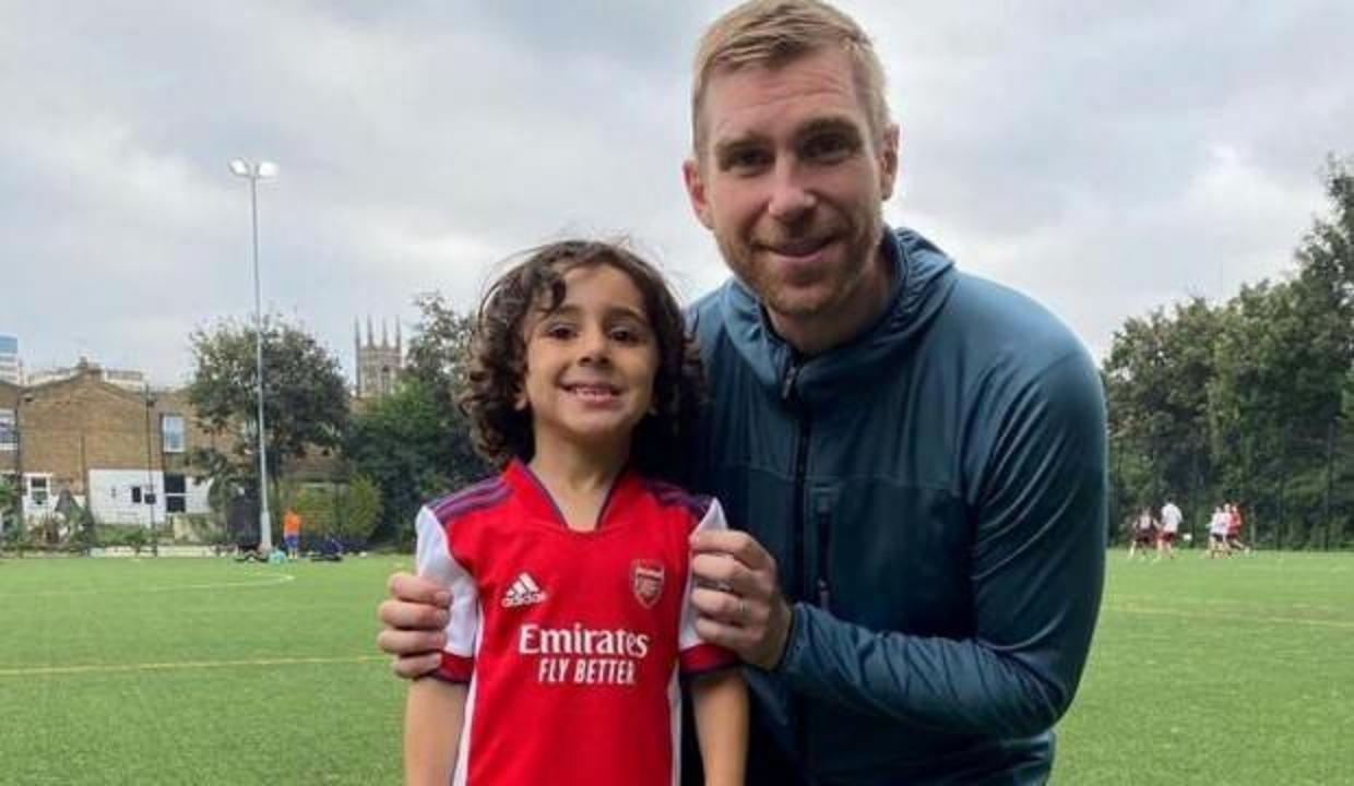 Arsenal 4 yaşındaki Zayn Ali Salman'la sözleşme imzaladı