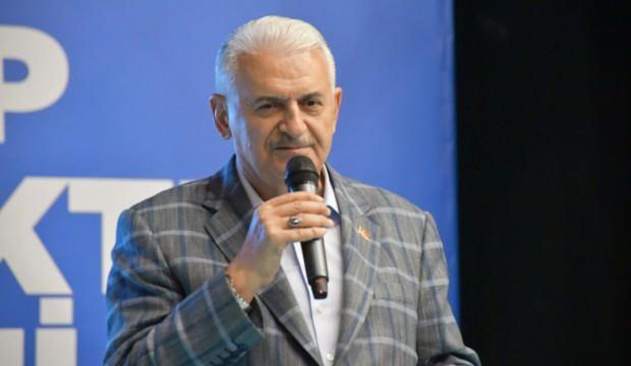 Binali Yıldırım: Gönüllere de yol yapacağız
