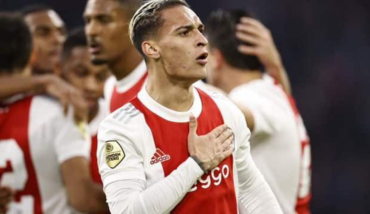 Ajax, PSV Eindhoven'a 5 attı!