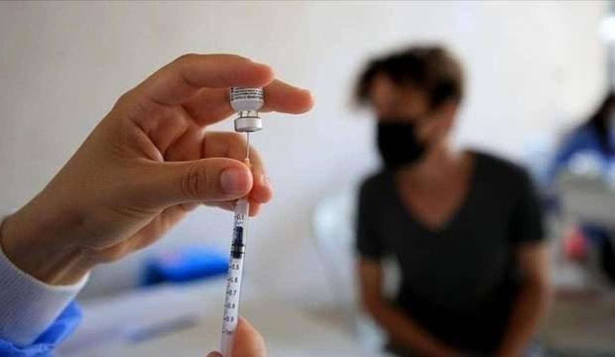 Avustralya’da COVID-19 aşısının üçüncü dozuna onay