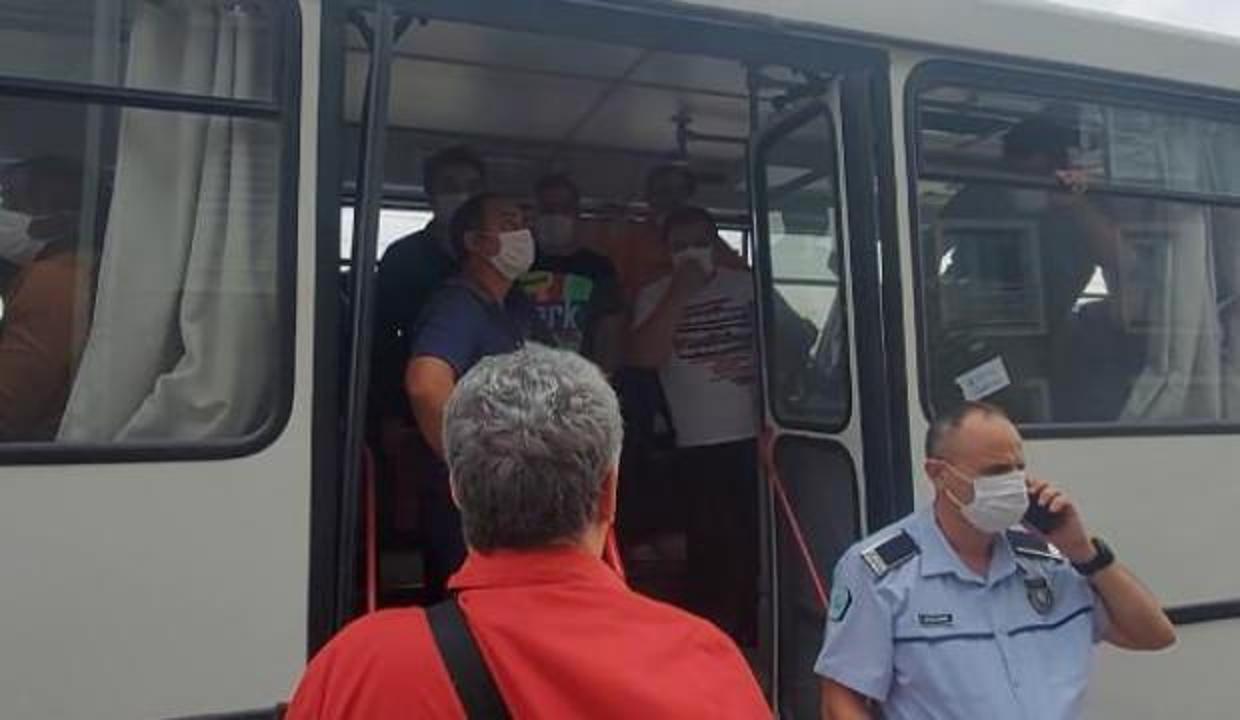 KKTC'den yurda dönen orkestra ekibinden Bülent Ersoy'a tepki