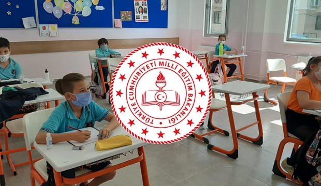 Öğrencilerin okula gideceği gün sayısı değişecek mi? Öğrenci ve öğretmenlerin beklediği açıklama MEB'den geldi!