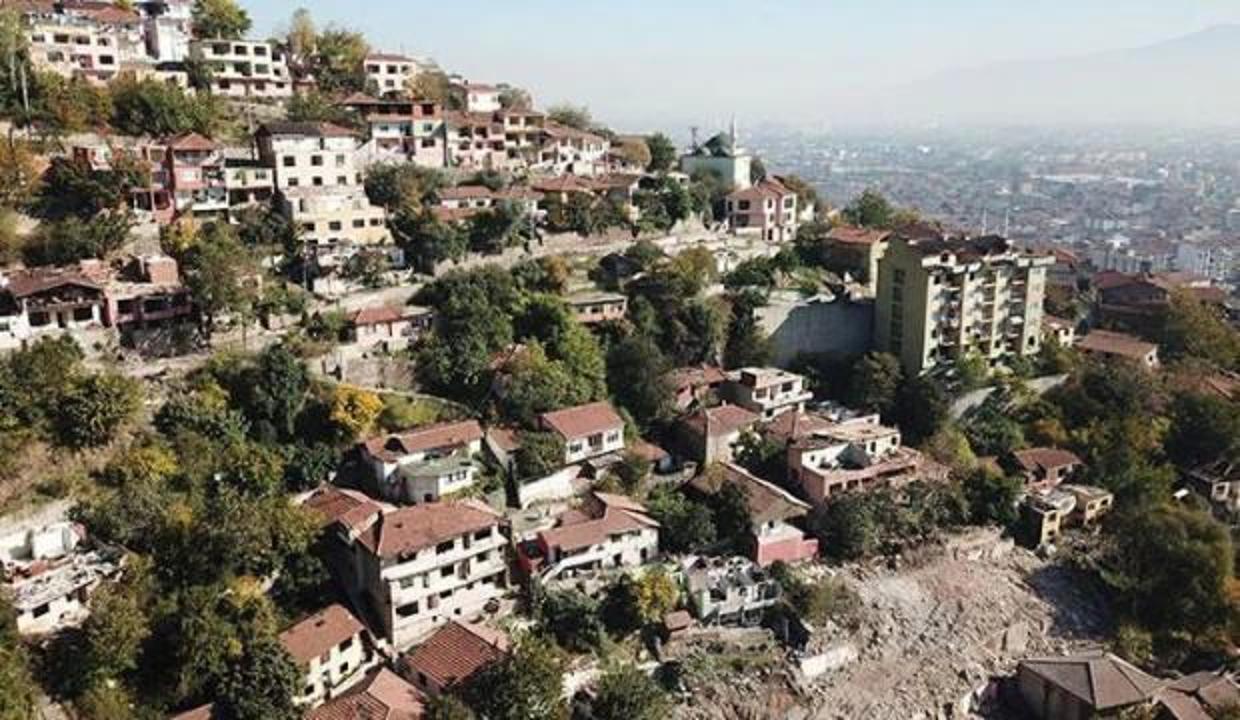 Kentsel dönüşüme giren mahalle hayalet şehre döndü