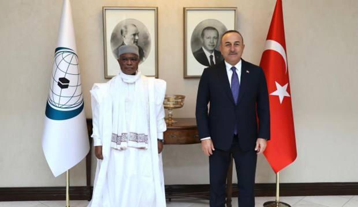 Bakan Çavuşoğlu, İİT Genel Sekreteri Taha ile görüştü