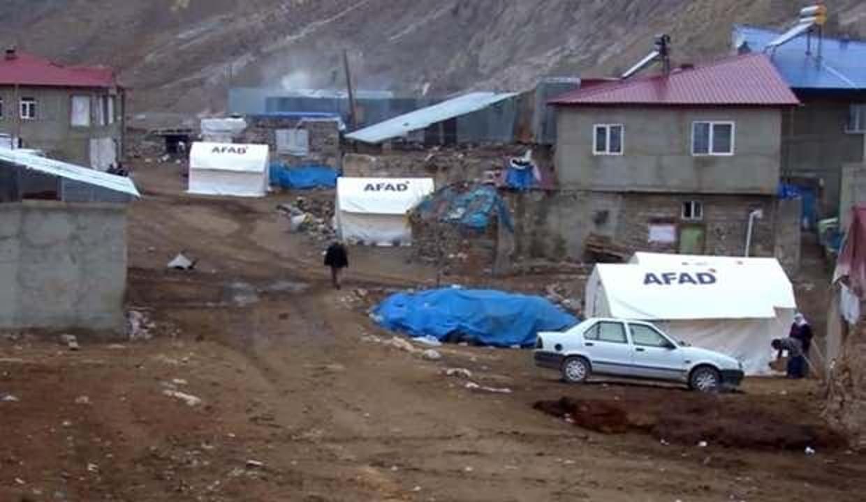 Erzurum'da 72 konteyner ve 72 çadır kuruldu