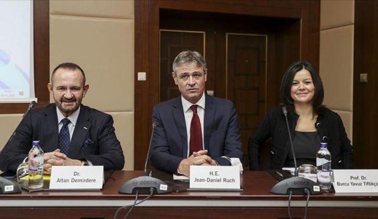 İsviçreli ilaç firması Novartis'ten Türkiye'de 2,4 milyar dolarlık 'sosyal etki'