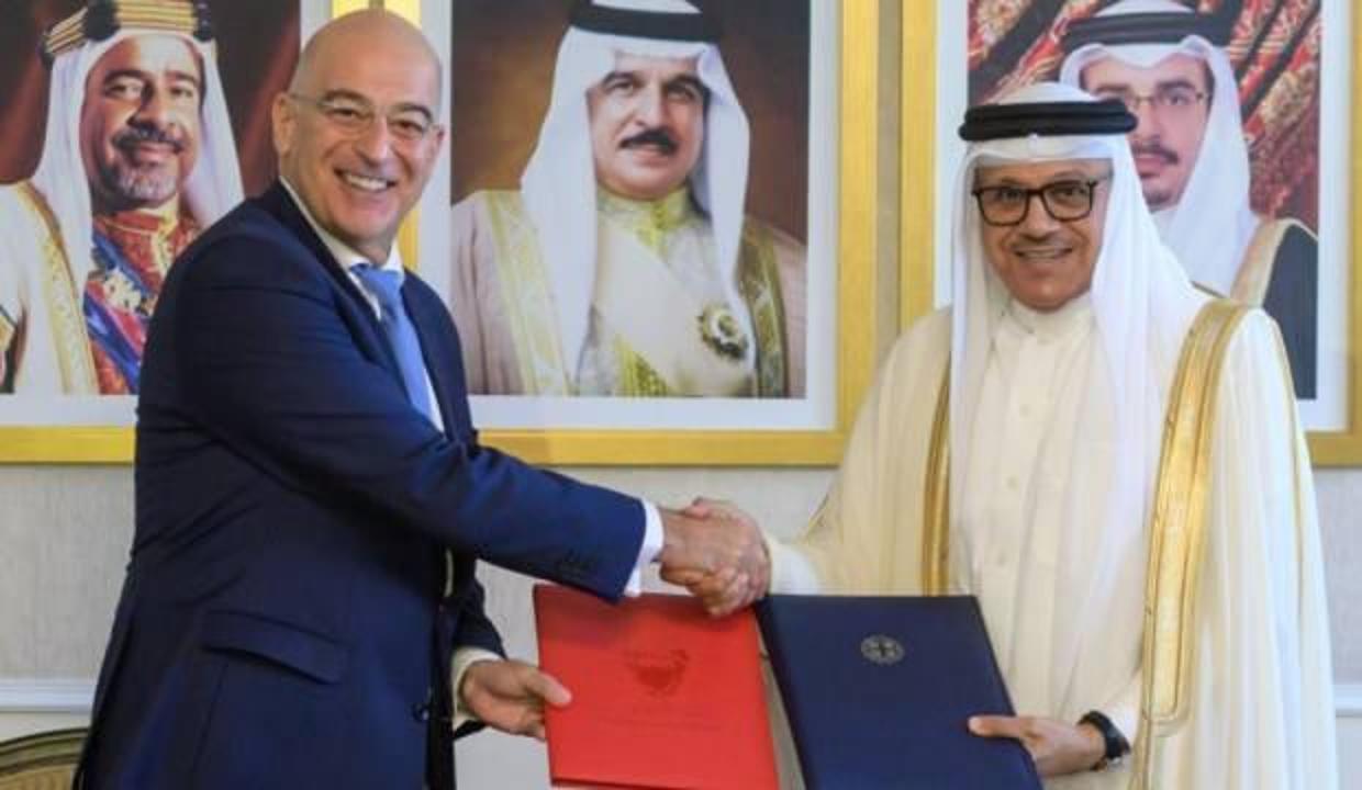 Nikos Dendias'ın Bahreyn'de Ayasofya mesajı