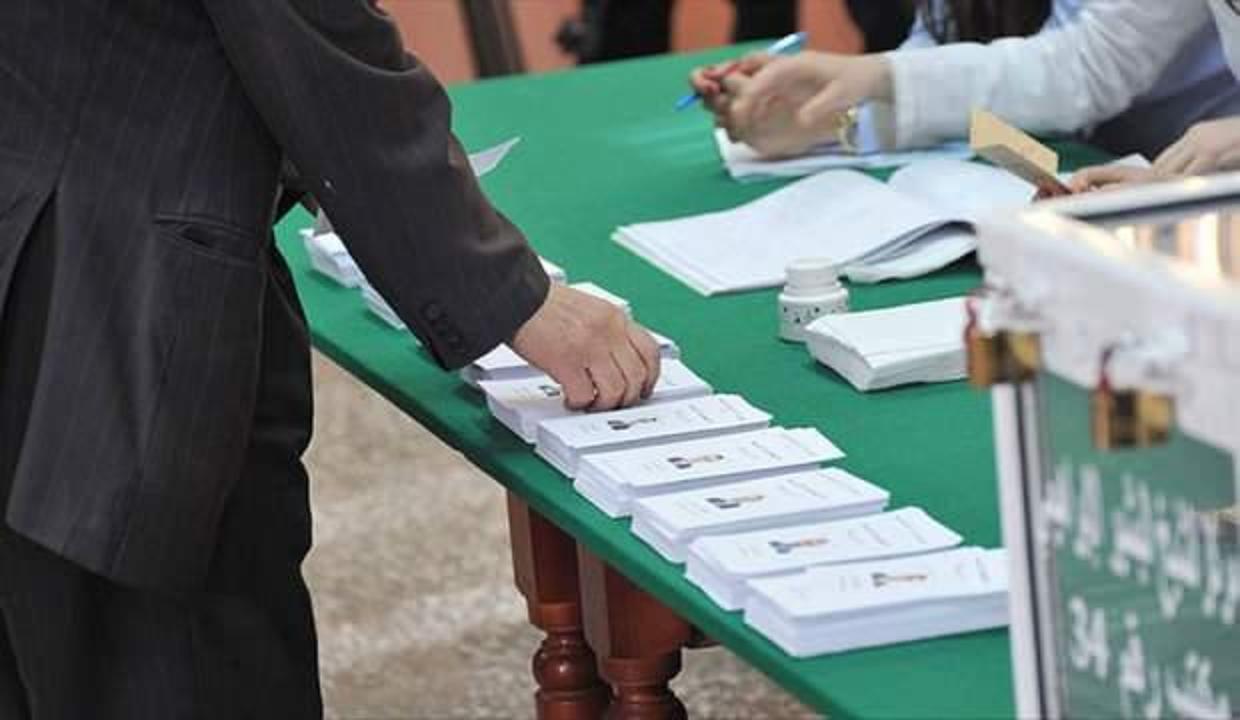 Cezayir'de yapılan yerel seçimlerde ilk sonuçlar belli oldu