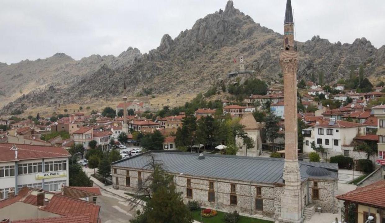 Tam 850 yıllık! Türkiye'nin en büyük ahşap camisi: Ulu Camii