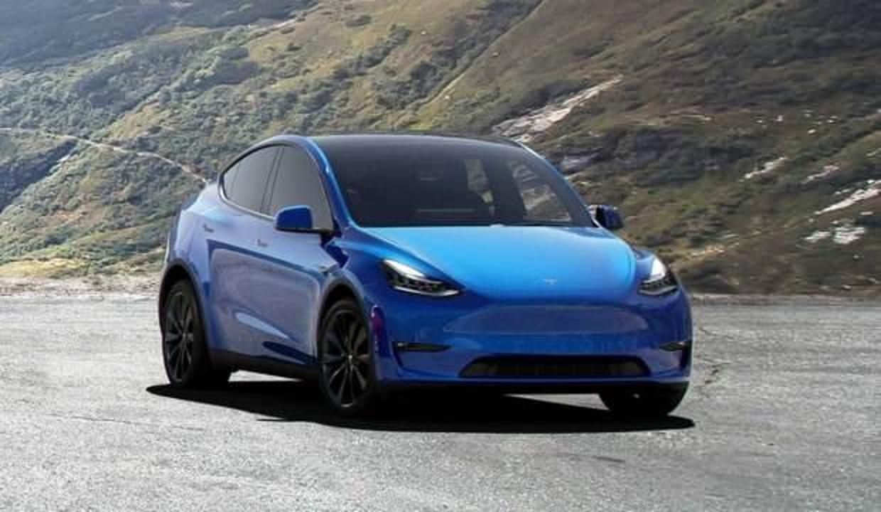 Tesla, Çin'de ürettiği 21 bin aracı geri çağırdı