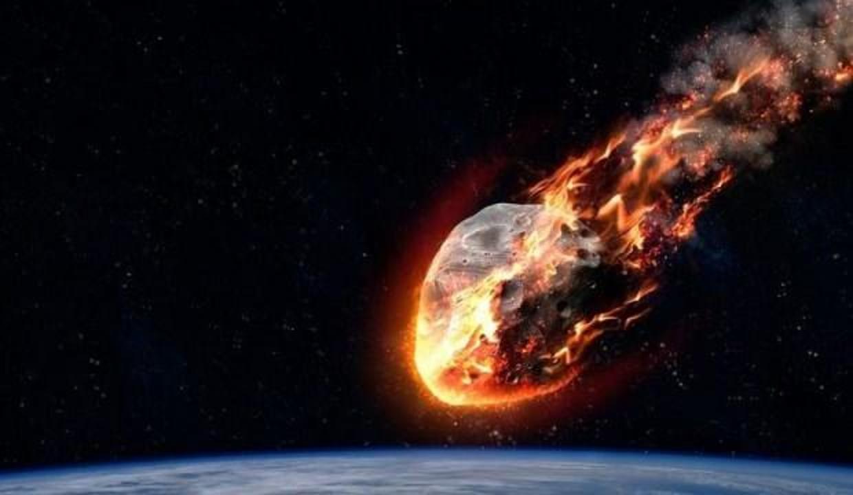 meteorite hit earth
