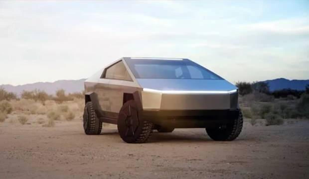 Tesla Cybertruck üretimi ertelendi