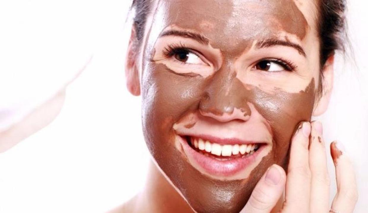 Yüzü anında güzelleştiren çikolata maskesi tarifi Bakım Haberleri