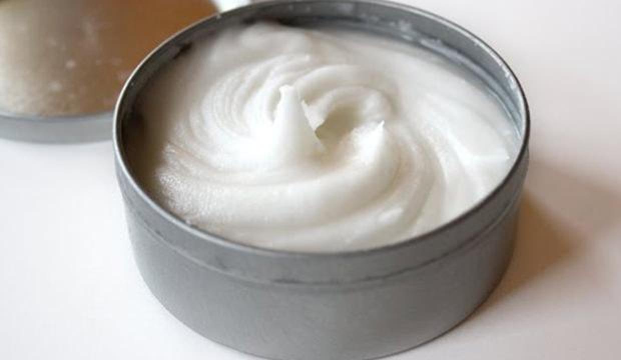 Evde deodorant (parfüm) nasıl yapılır? Ter kokusuna kesin çözüm