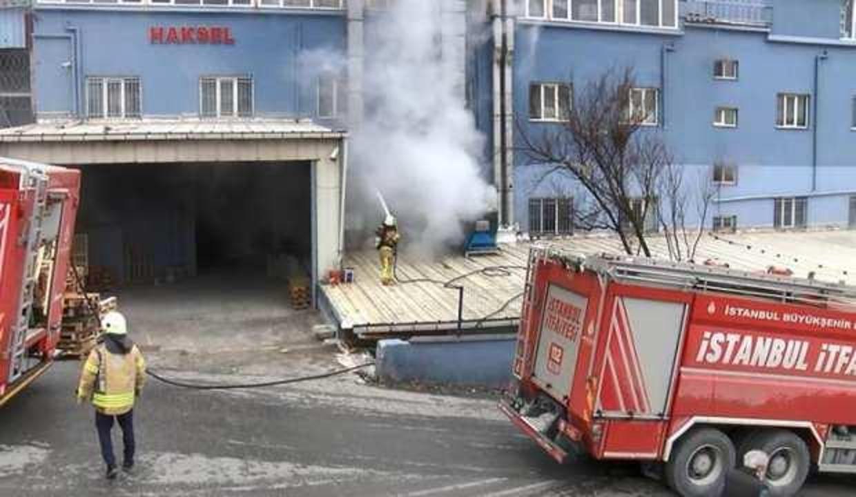 Arnavutköy�de mobilya fabrikasında yangın GÜNCEL Haberleri