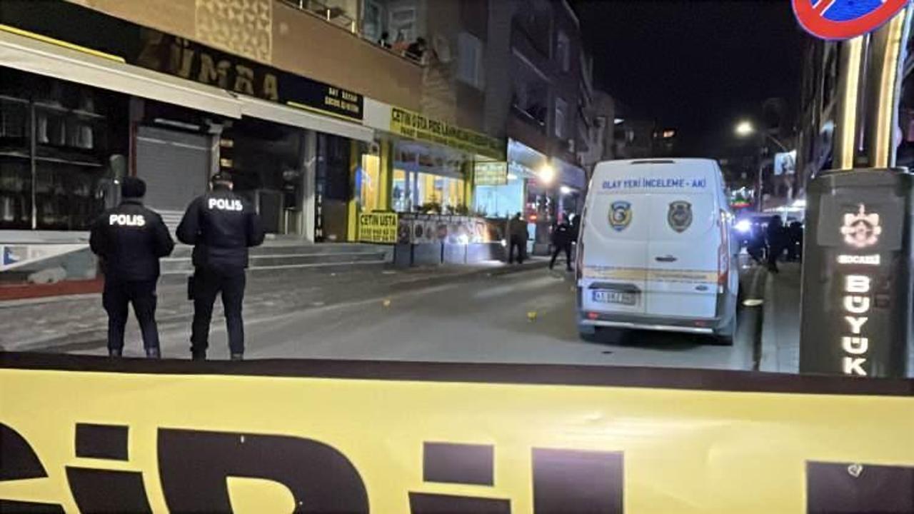 Kebap yemeye gelenlerin üzerine kurşun yağdı: 2 yaralı