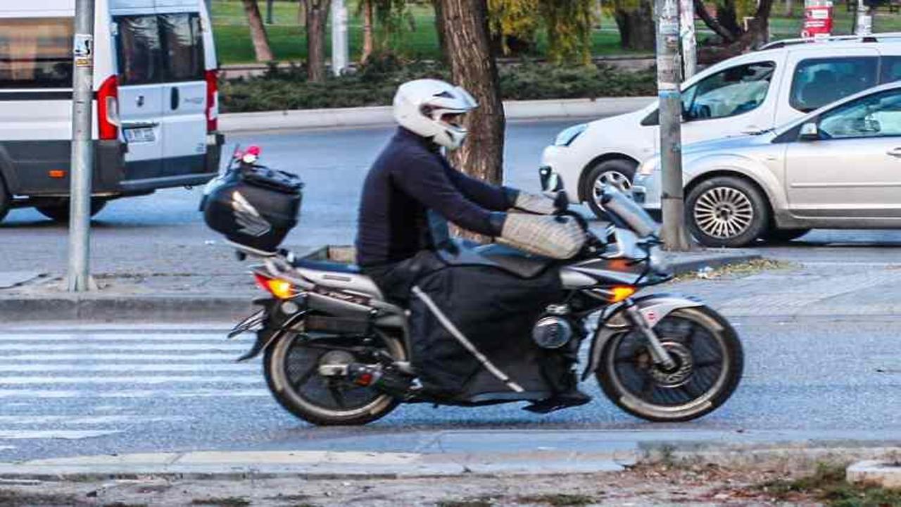 Okullarda yeni yasak: Sosyal medya ikiye bölündü