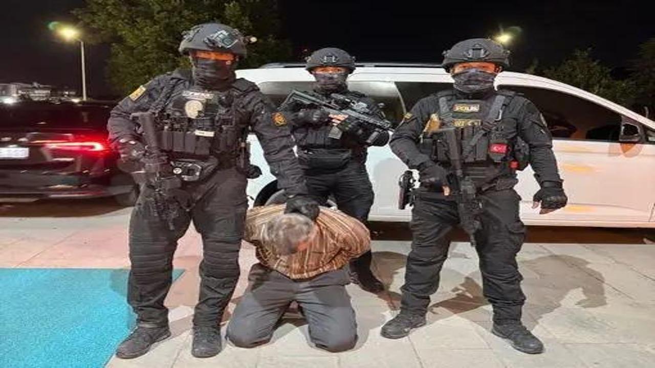 Cumhurbaşkanı’na suikast timinin son firarisi yakalandı! İşte kırmızı listedeki FETÖ’cüler!