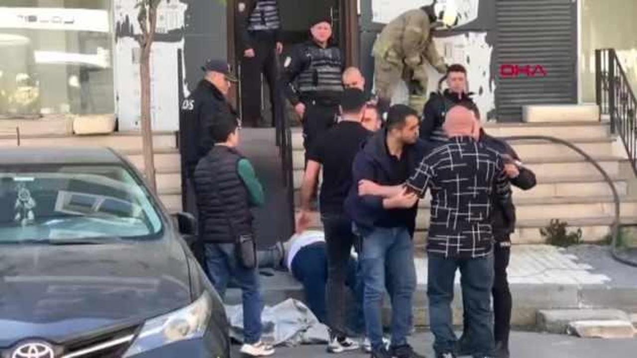 Sözünde durmayan müteahhite kızdı daireleri ateşe verdi...