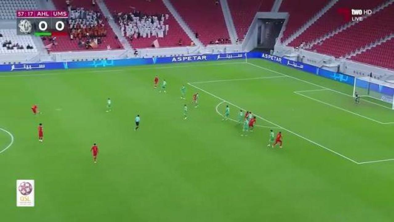 Oussama Tannane'den fizik kurallarını askıya alan inanılmaz gol!