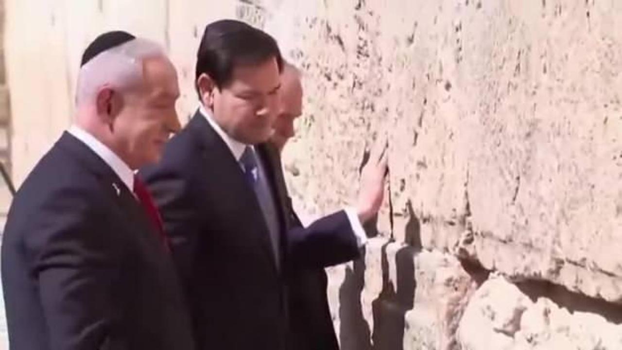 ABD Dışişleri Bakanı Marco Rubio ağlama duvarında!