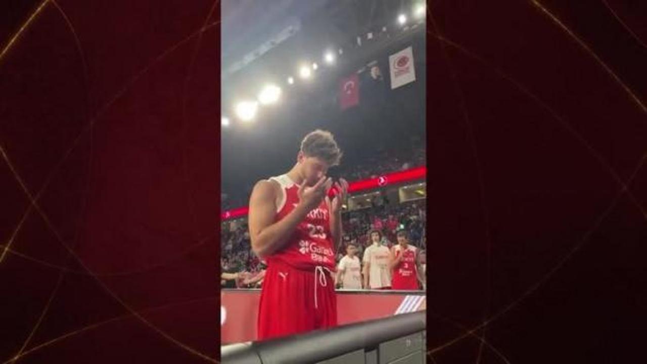 Milli basketbolcularımızın müsabakalar öncesindeki dua ettiği anlar herkesi duygulandırdı