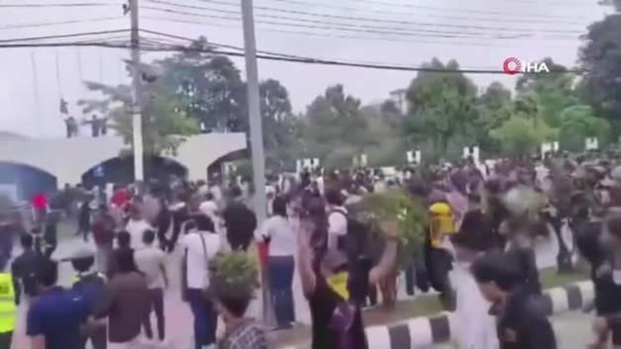 Sosyal medya yasağı halkı sokağa döktü! Olaylarda 19 kişi hayatını kaybetti, İç işleri bakanı istifa etti...