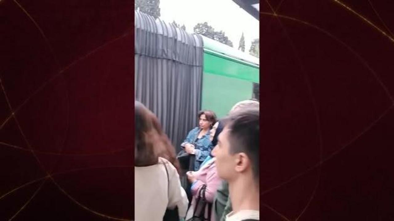 İstanbullunun metrobüs çilesi bitmek bilmiyor! Çıkan arıza isyan ettirdi