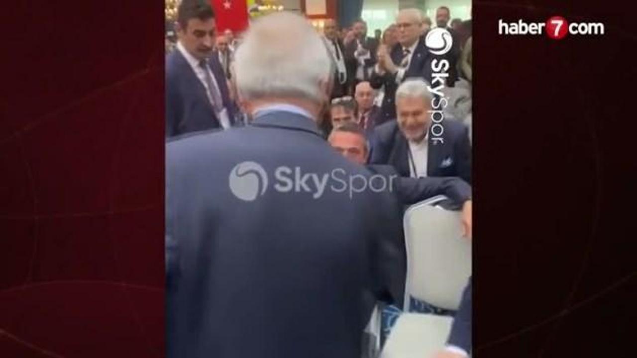 Ali Koç'un, Aziz Yıldırım karşısında oturuşu sosyal medyada gündem oldu!