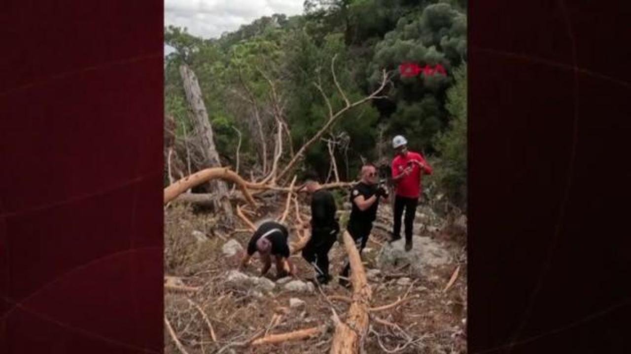 AFAD ekipleri ormanda mahsur kalan turisti kurtardı