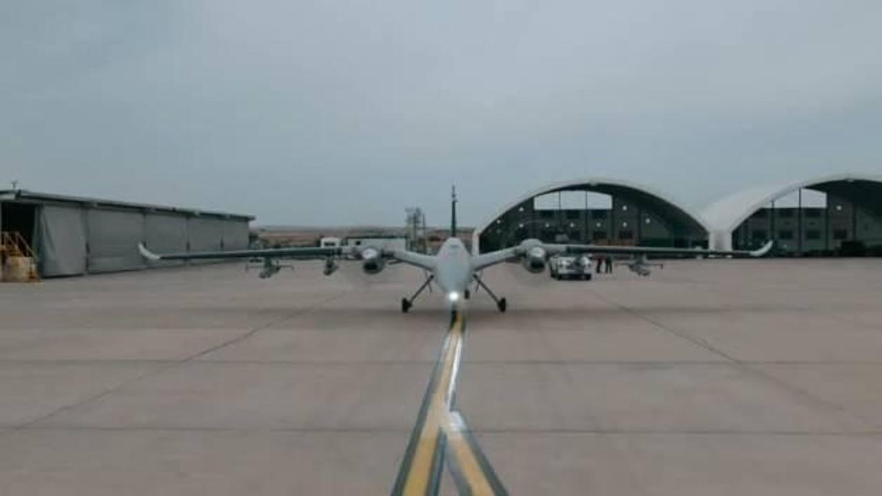 AKINCI ve KEMANKEŞ güçlerini birleştirdi! Gökyüzünde gurur veren anlar