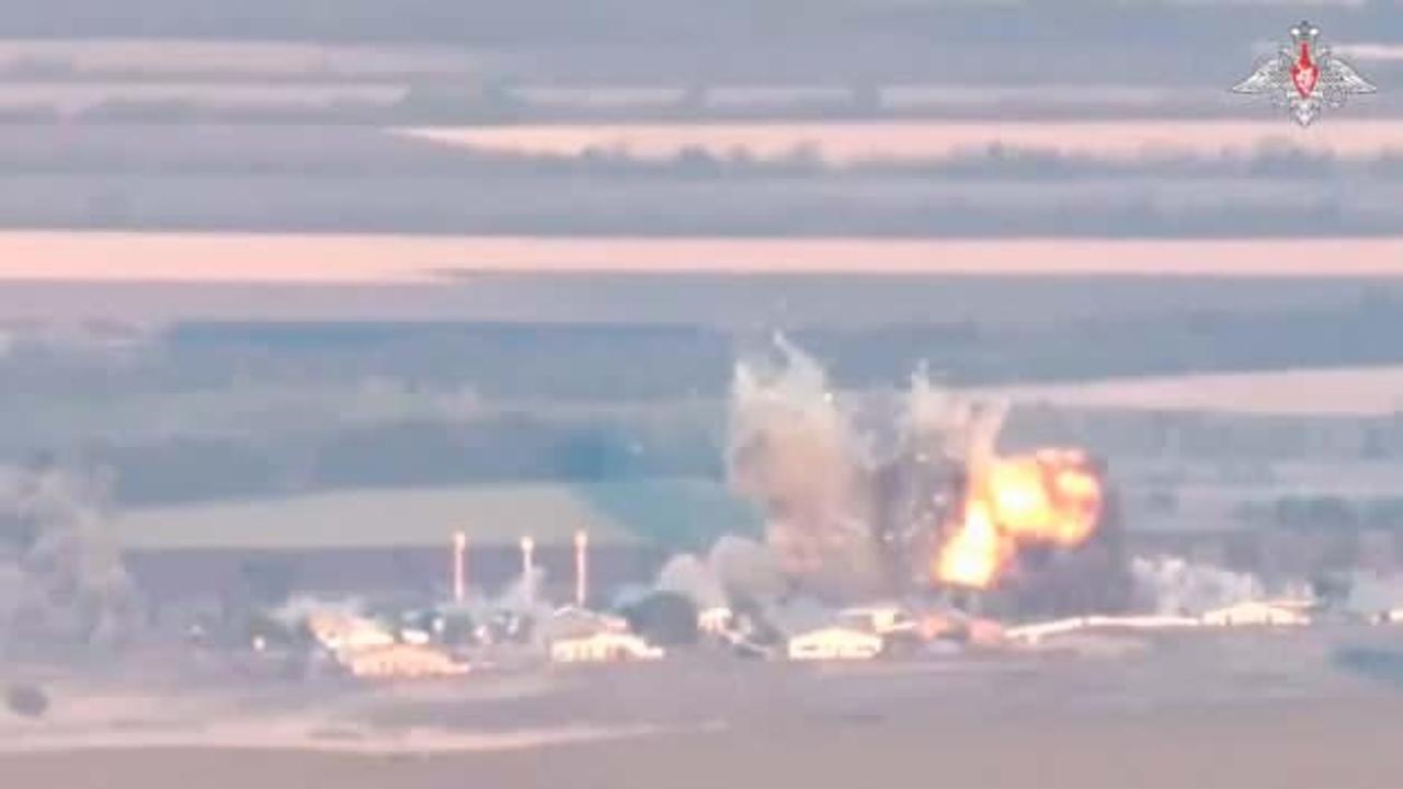 Hücuma geçtiler: Yerleşim yerleri el değiştiriyor! Bir günde 1200 asker kaybı!