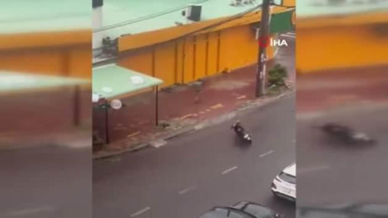 Kalmaegi Tayfunu Filipinler’in ardından Vietnam’ı vurdu