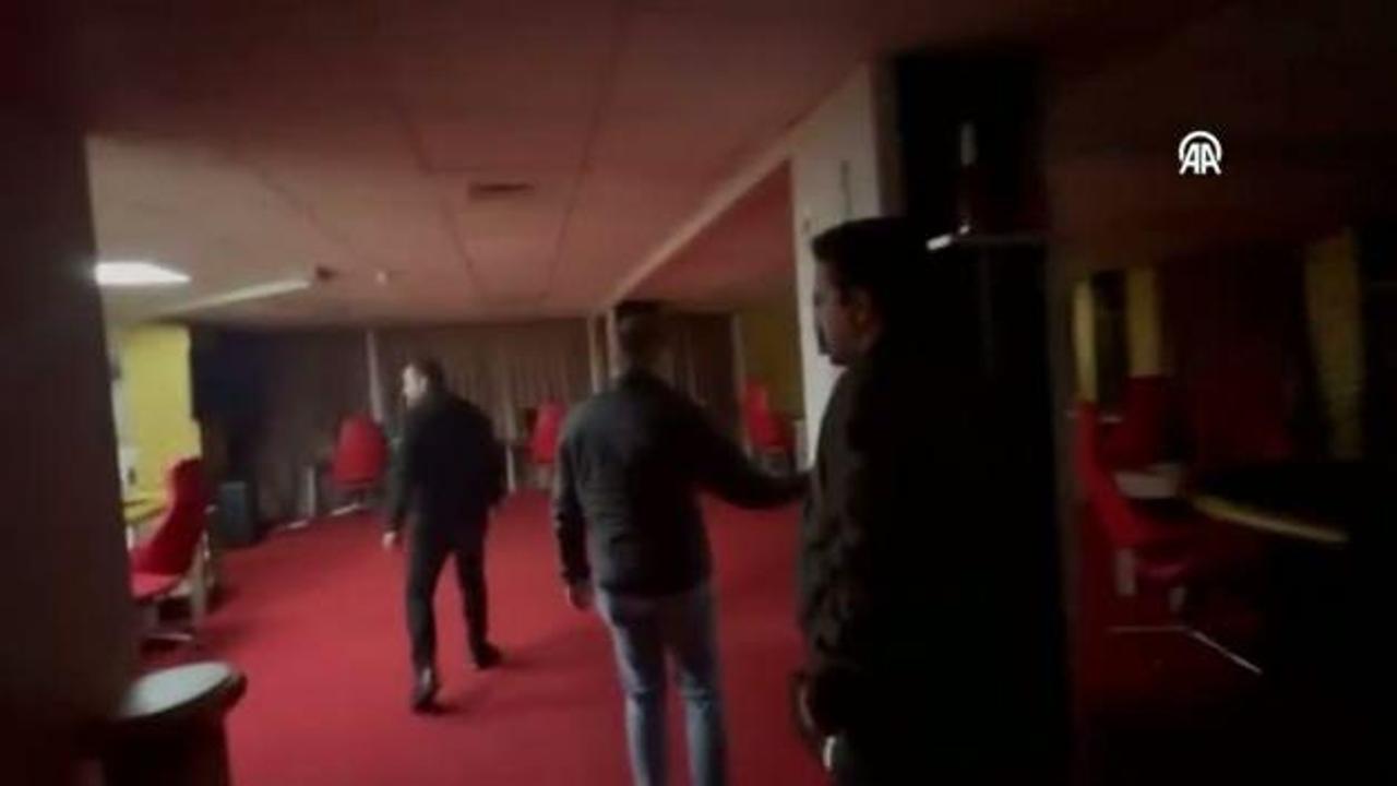 Baba ve iki oğlu kruvaziyer turu yaparak kumar oynatmışlar