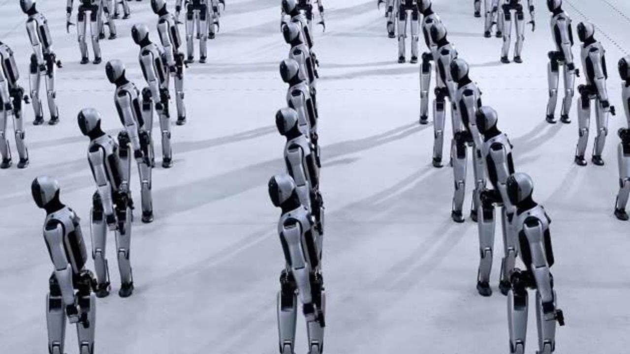 Çin robotta çığır atladı! Kendi kendilerini şarj ediyorlar...